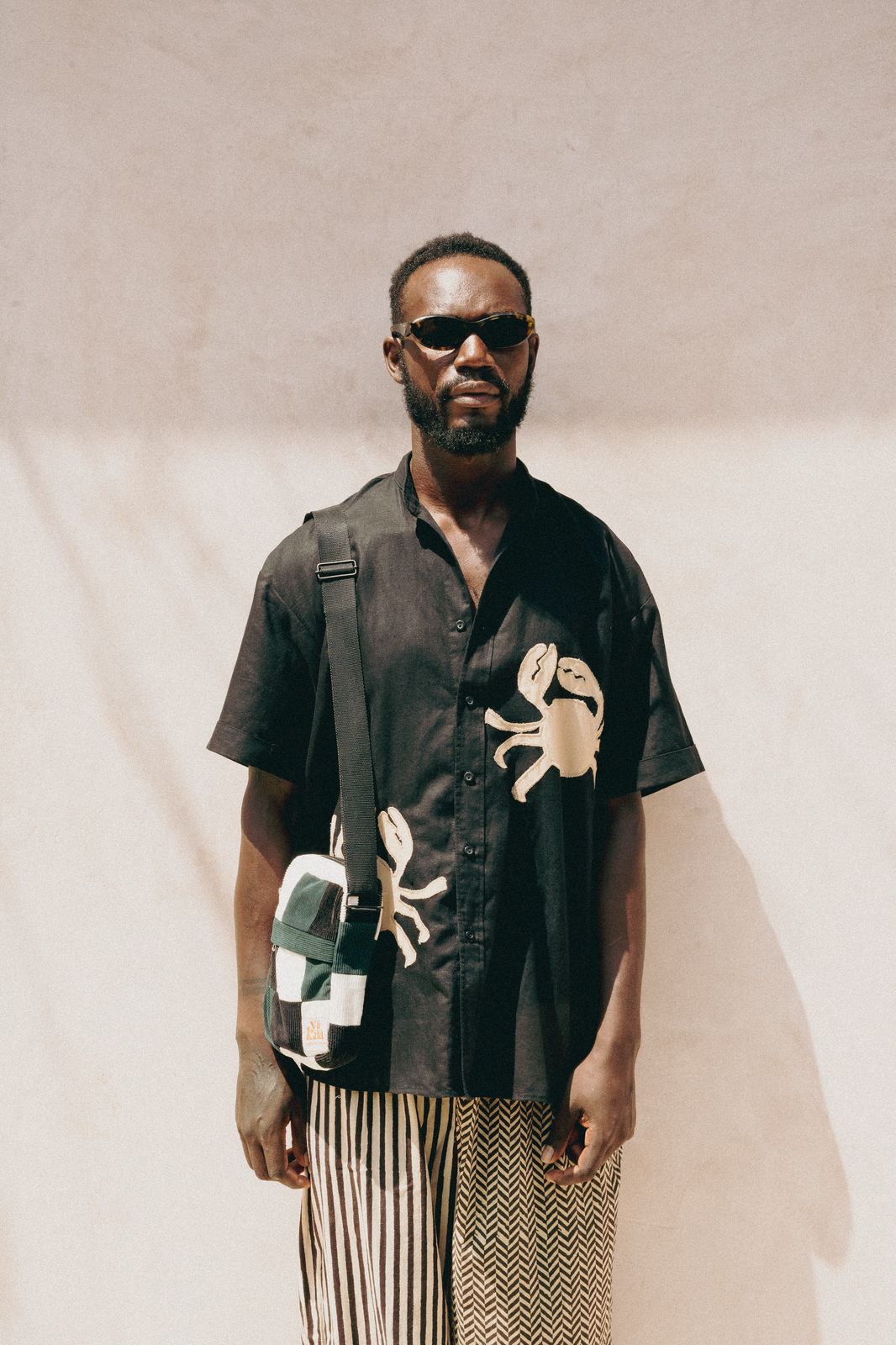 KAA shirt (black+ivory crabs)