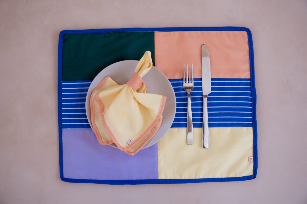 FRESH CUT napkins (set of 4 mixed)