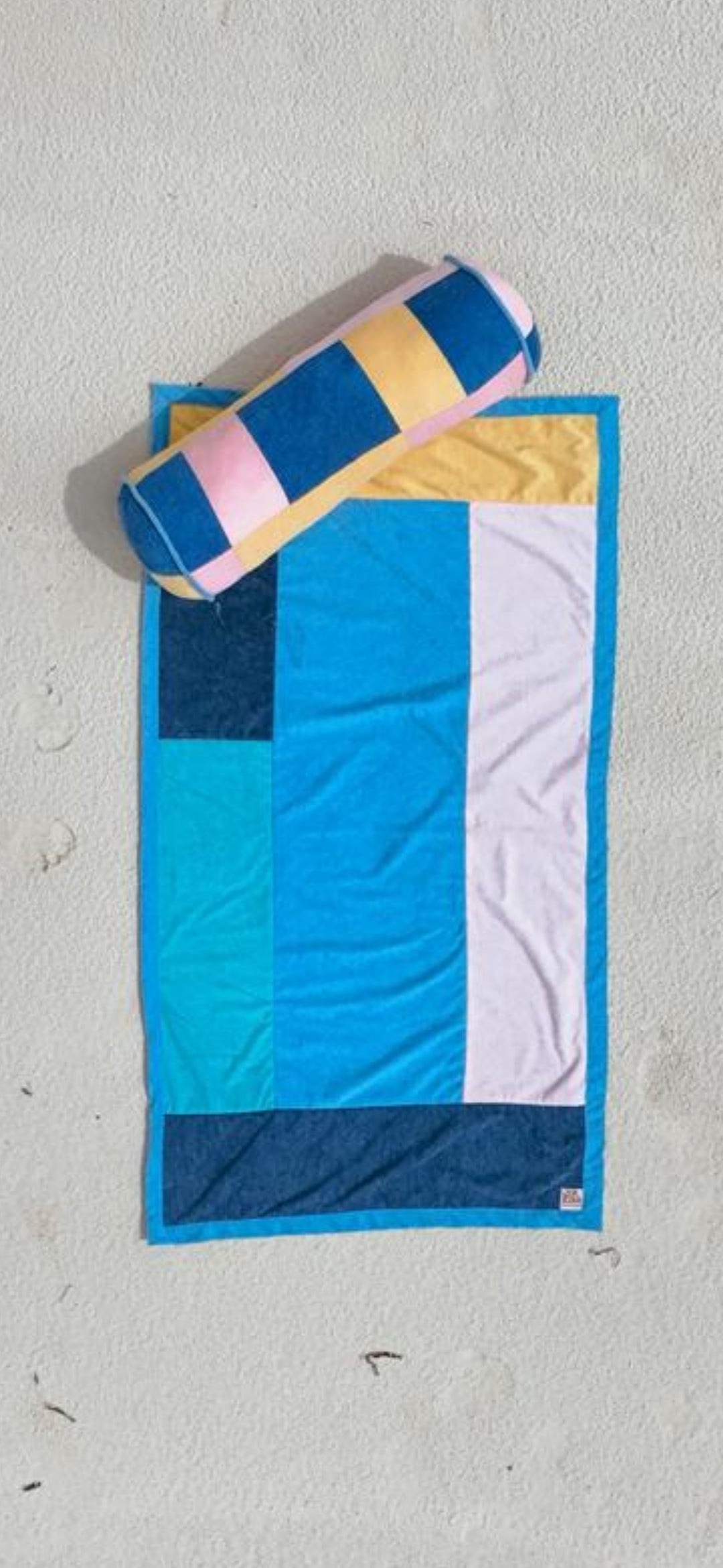 KUKUMBATIA Bolster Cushion