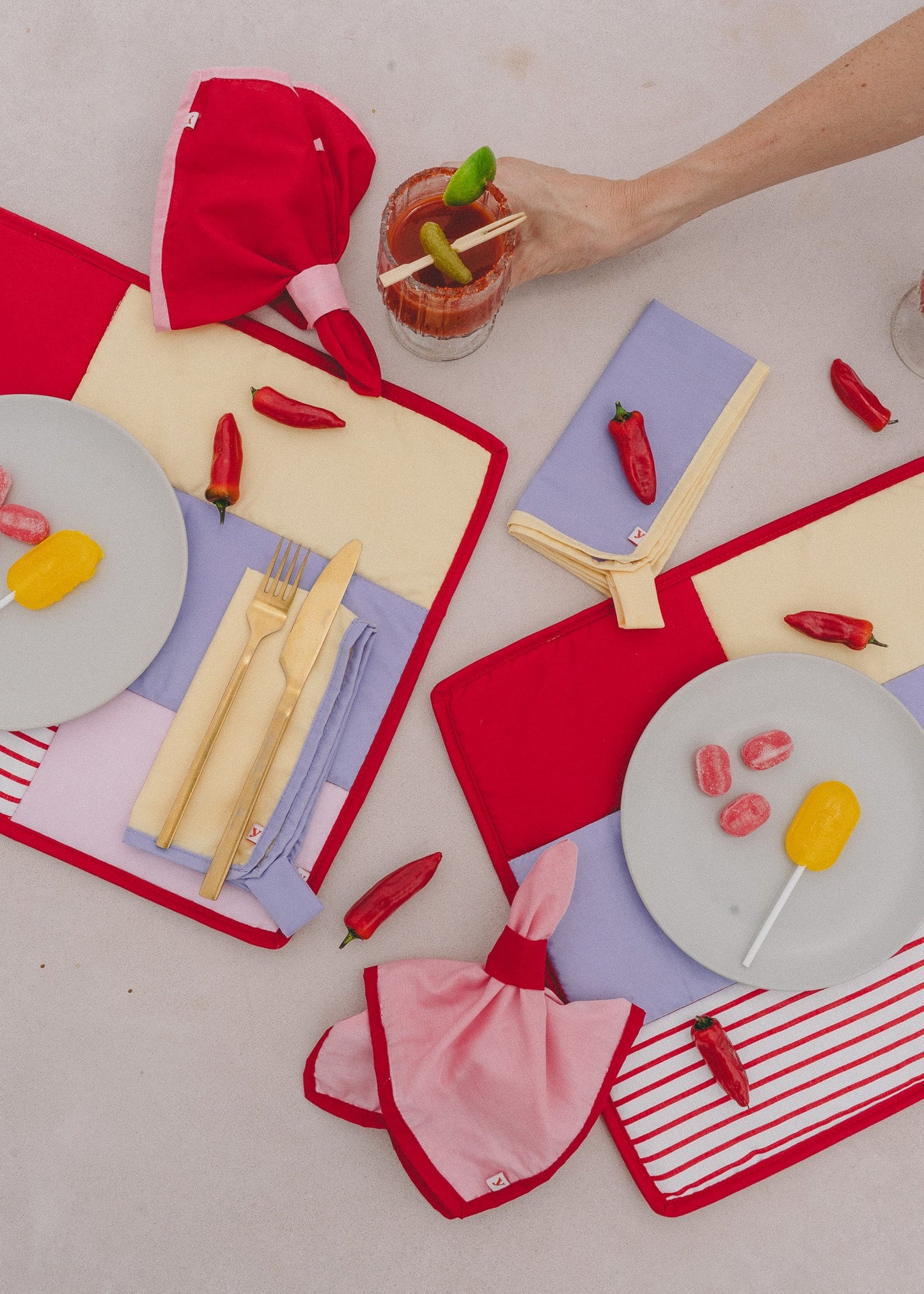 HEATWAVE napkins (set of 4 mixed)