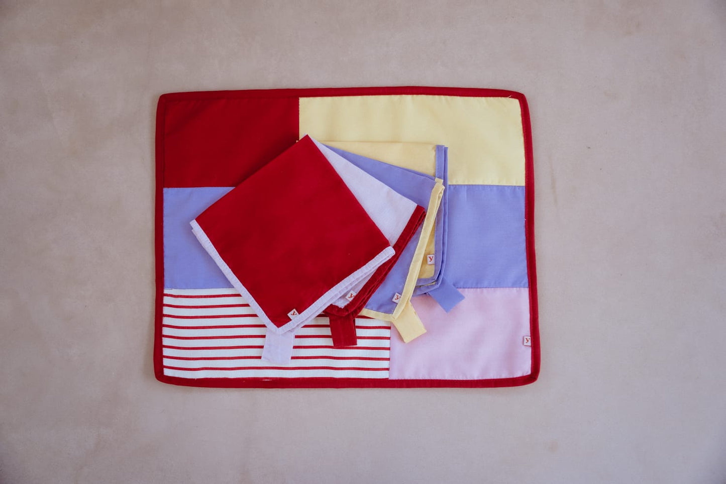 HEATWAVE napkins (set of 4 mixed)