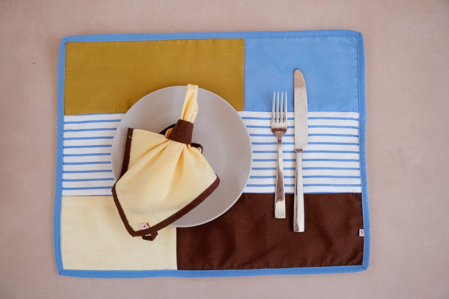 SUNNY DAY napkins (set of 4 mixed)