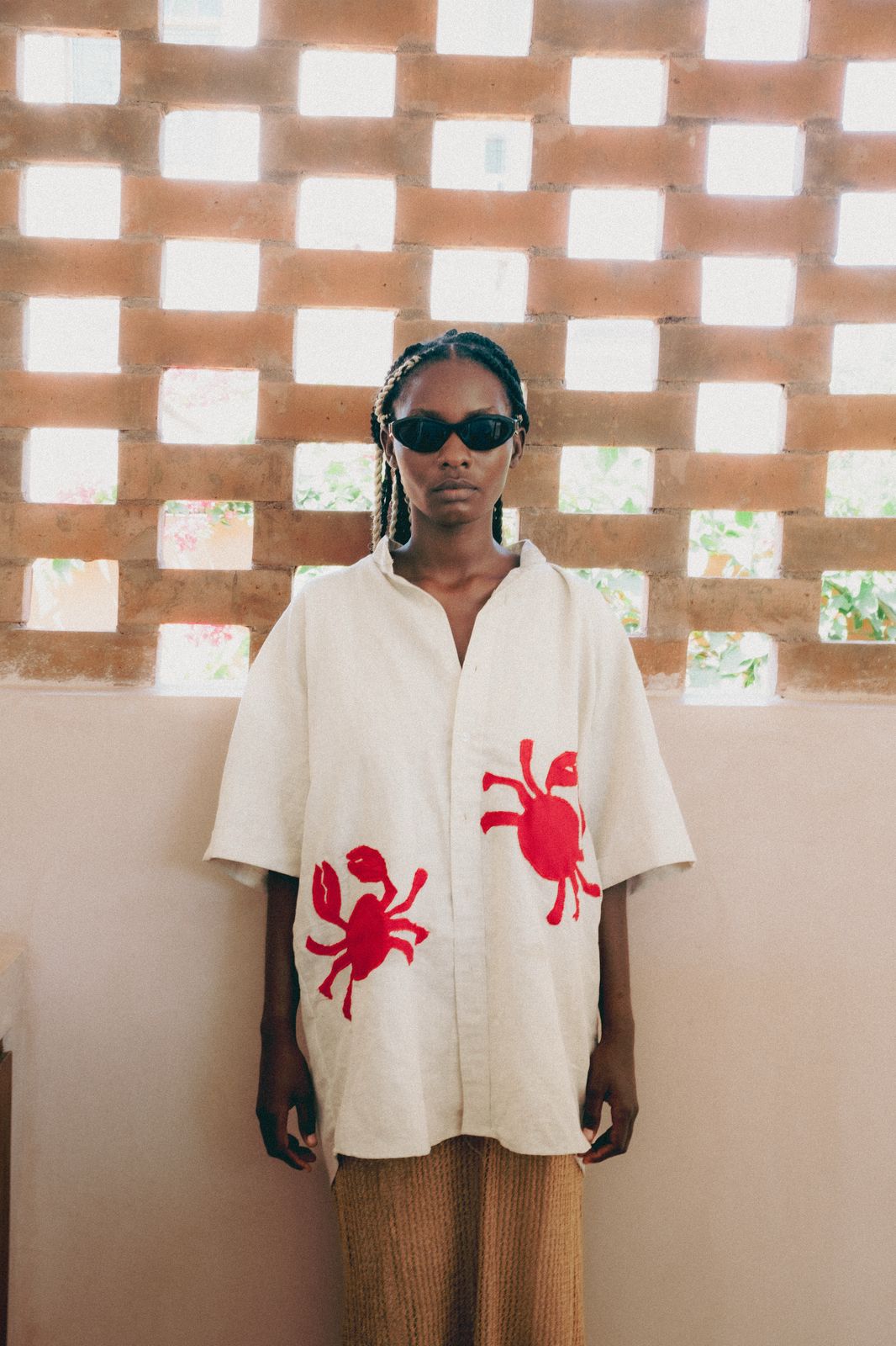 KAA shirt (ivory+red crabs)