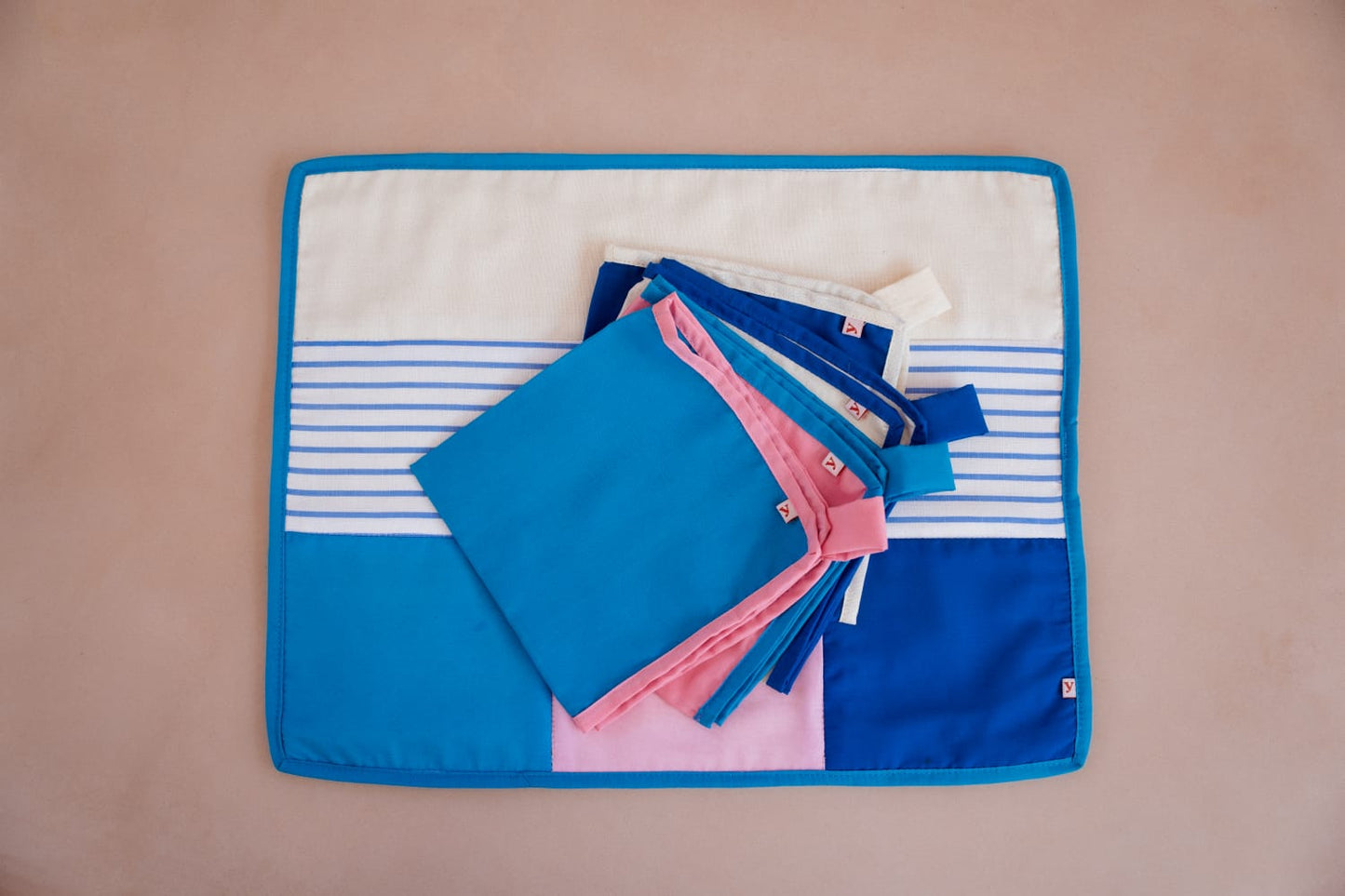 COASTAL COOL napkins (set of 4 mixed)