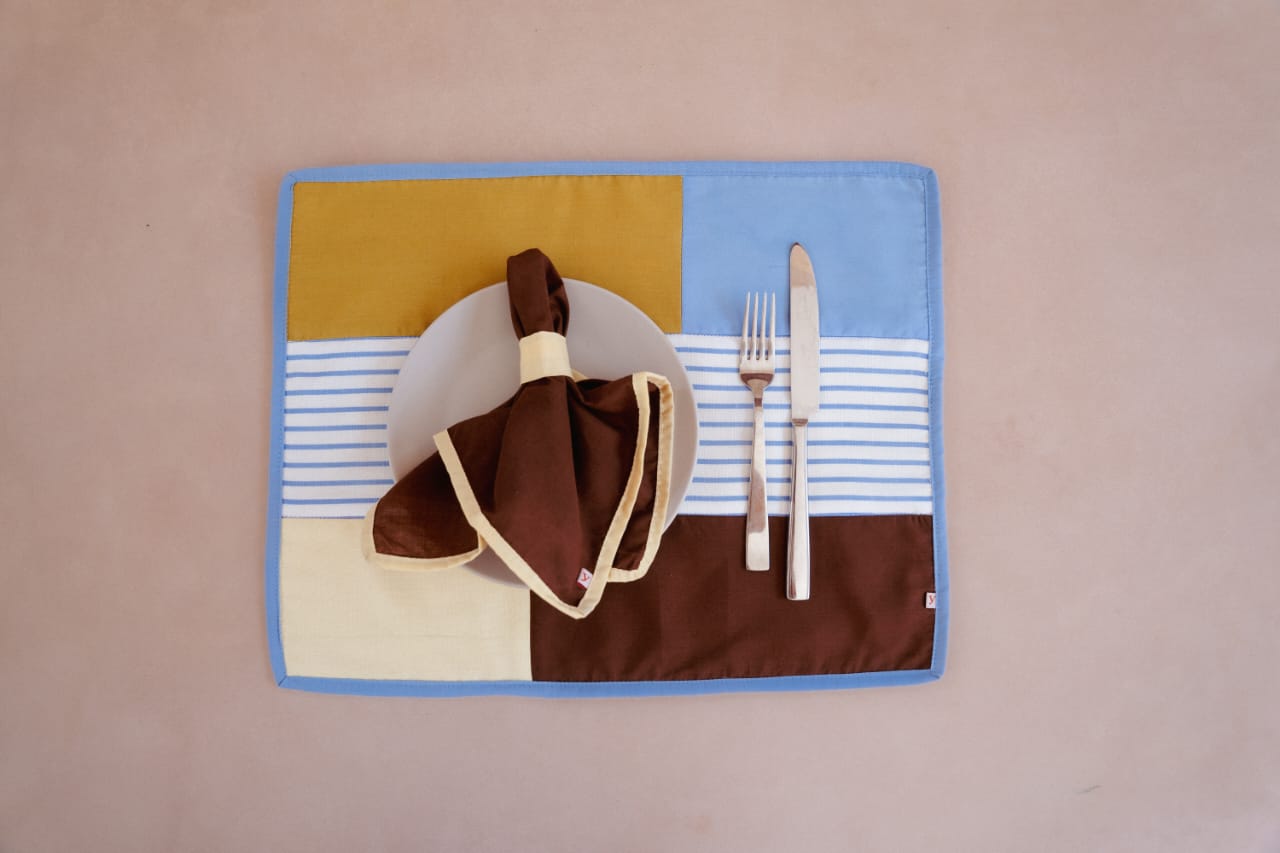 SUNNY DAY napkins (set of 4 mixed)