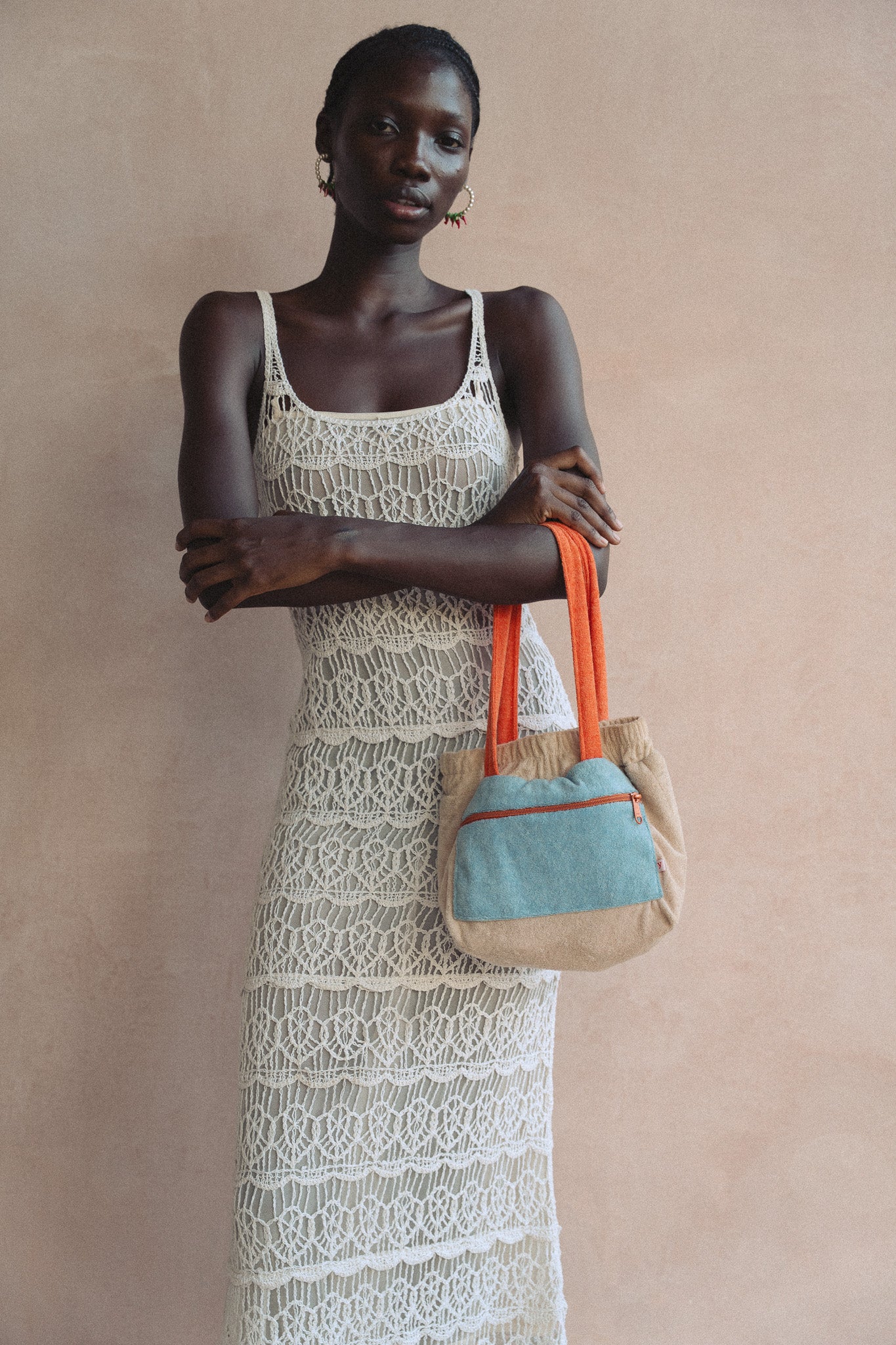 PWANI plush hand bag (Cream + Pale Blue)