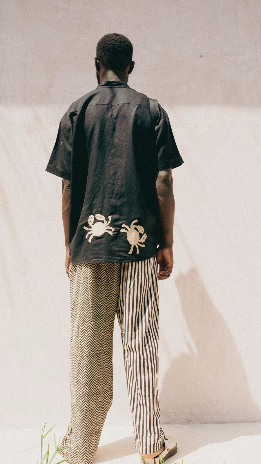 KAA shirt (black+ivory crabs)