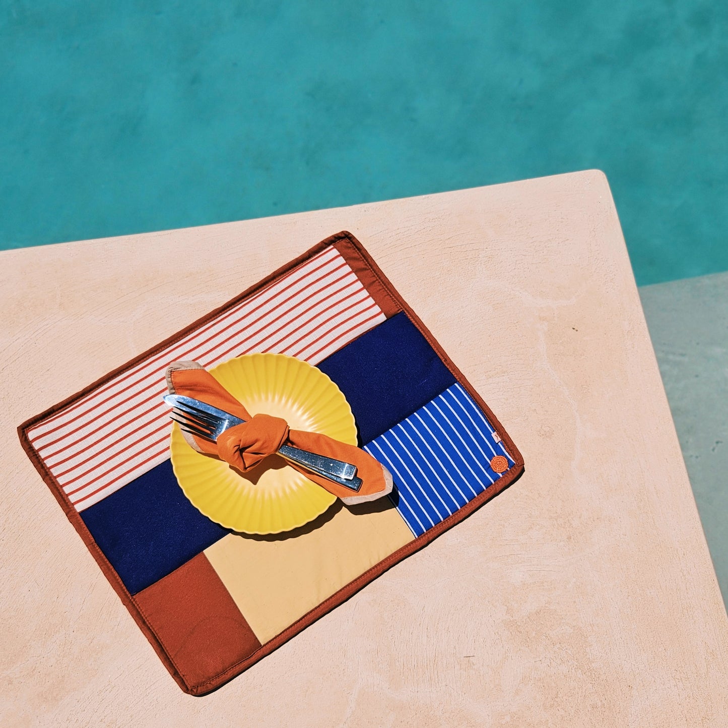 F A R A J A placemats (brown + blue)