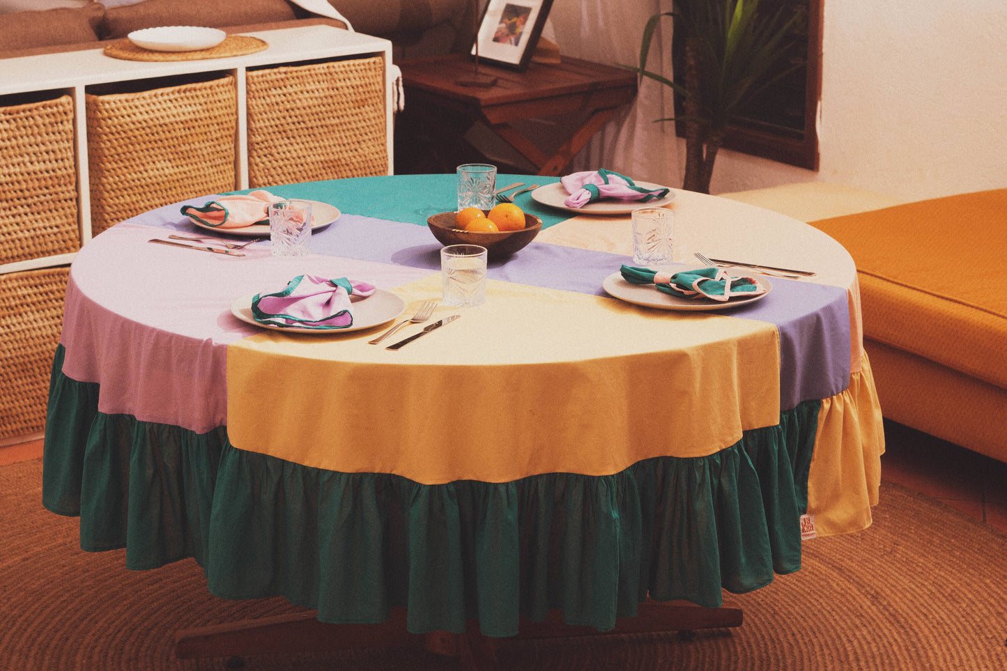 S H A N G A Z I round table cloth