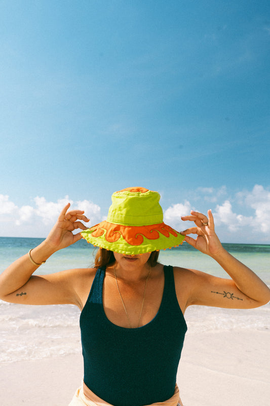SIKUKUU Bucket Hat (Lime Green)