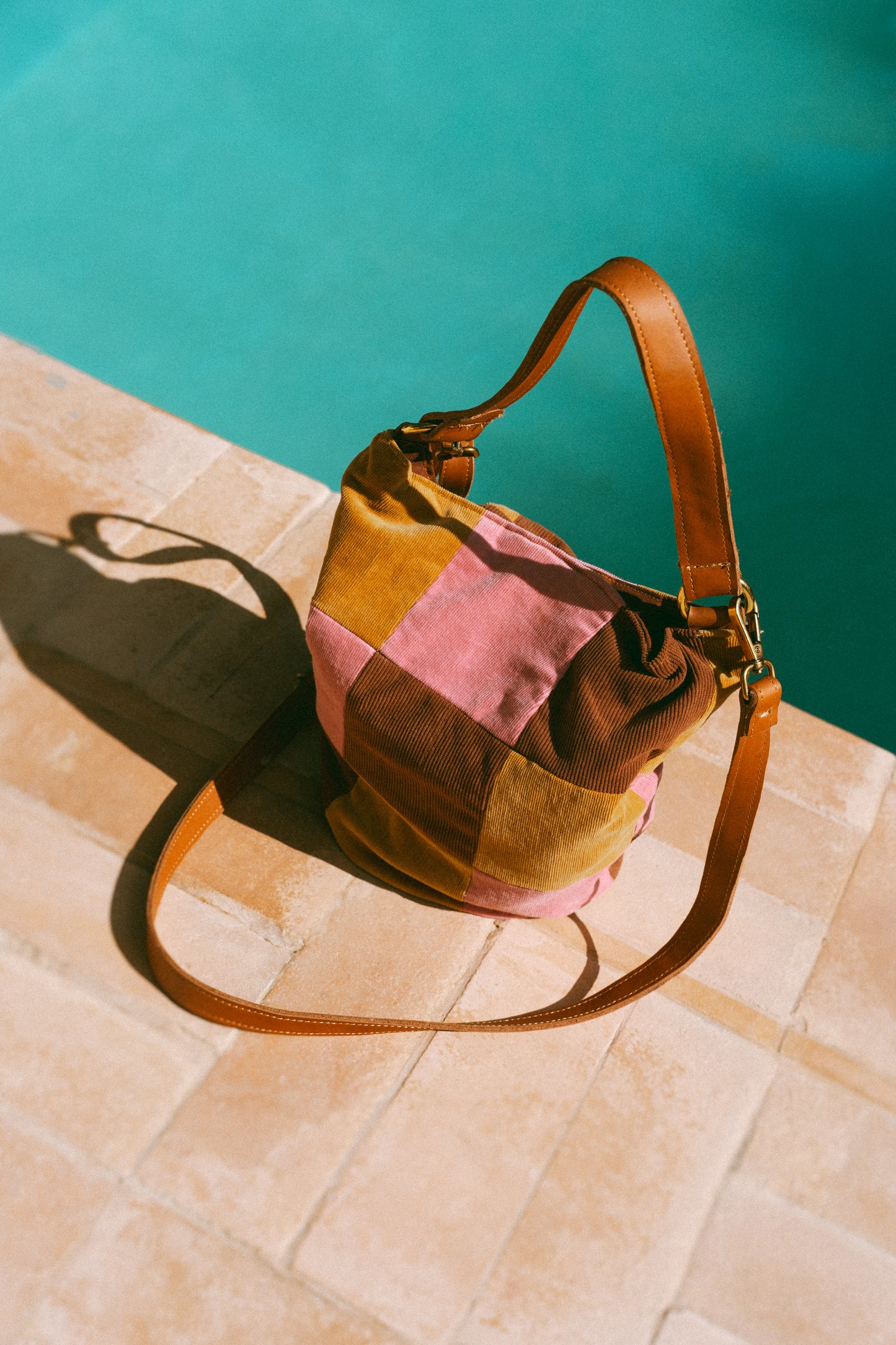 KIKAPU (Brown,Caramel+Pink)