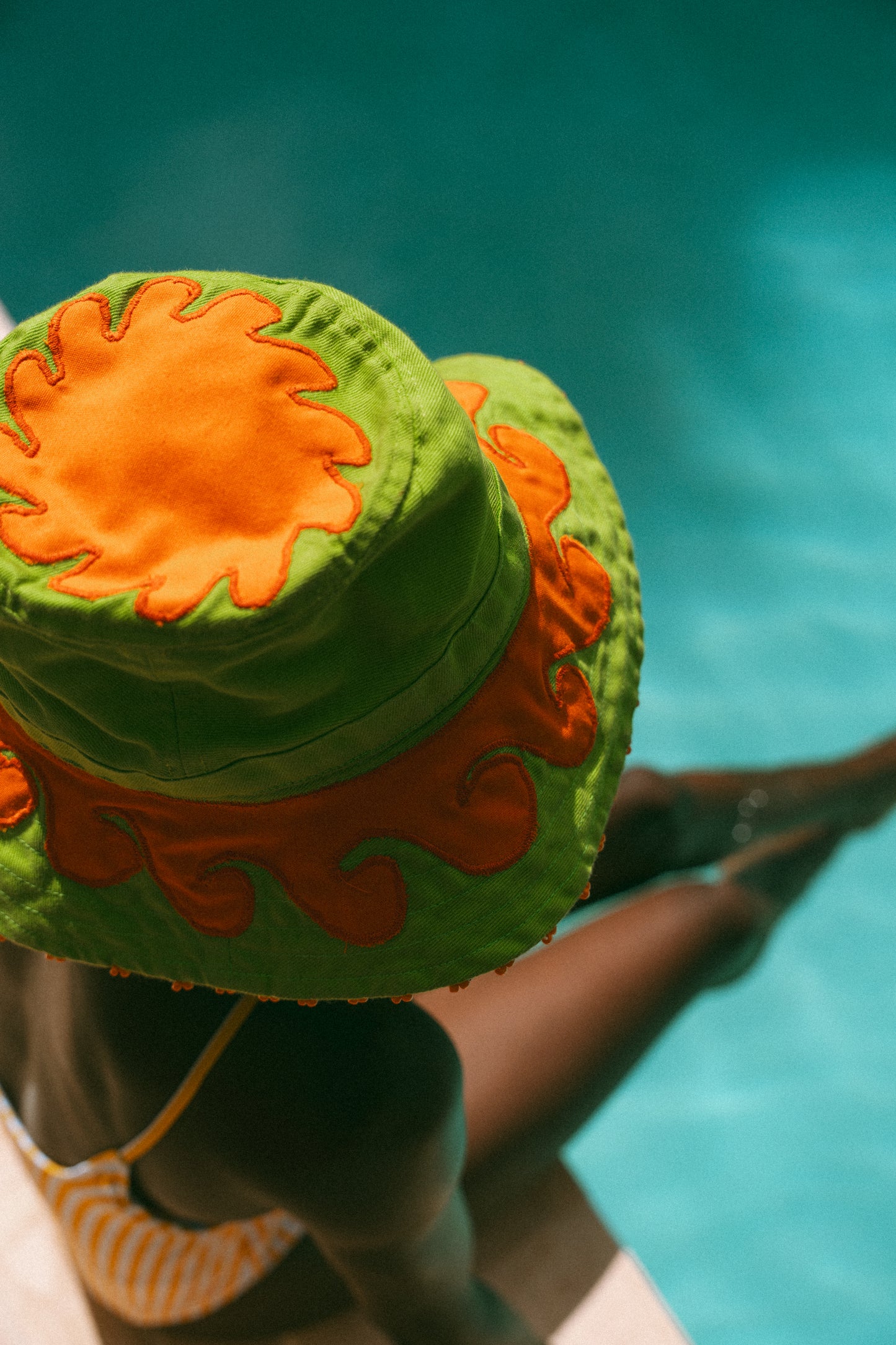SIKUKUU Bucket Hat (Lime Green)