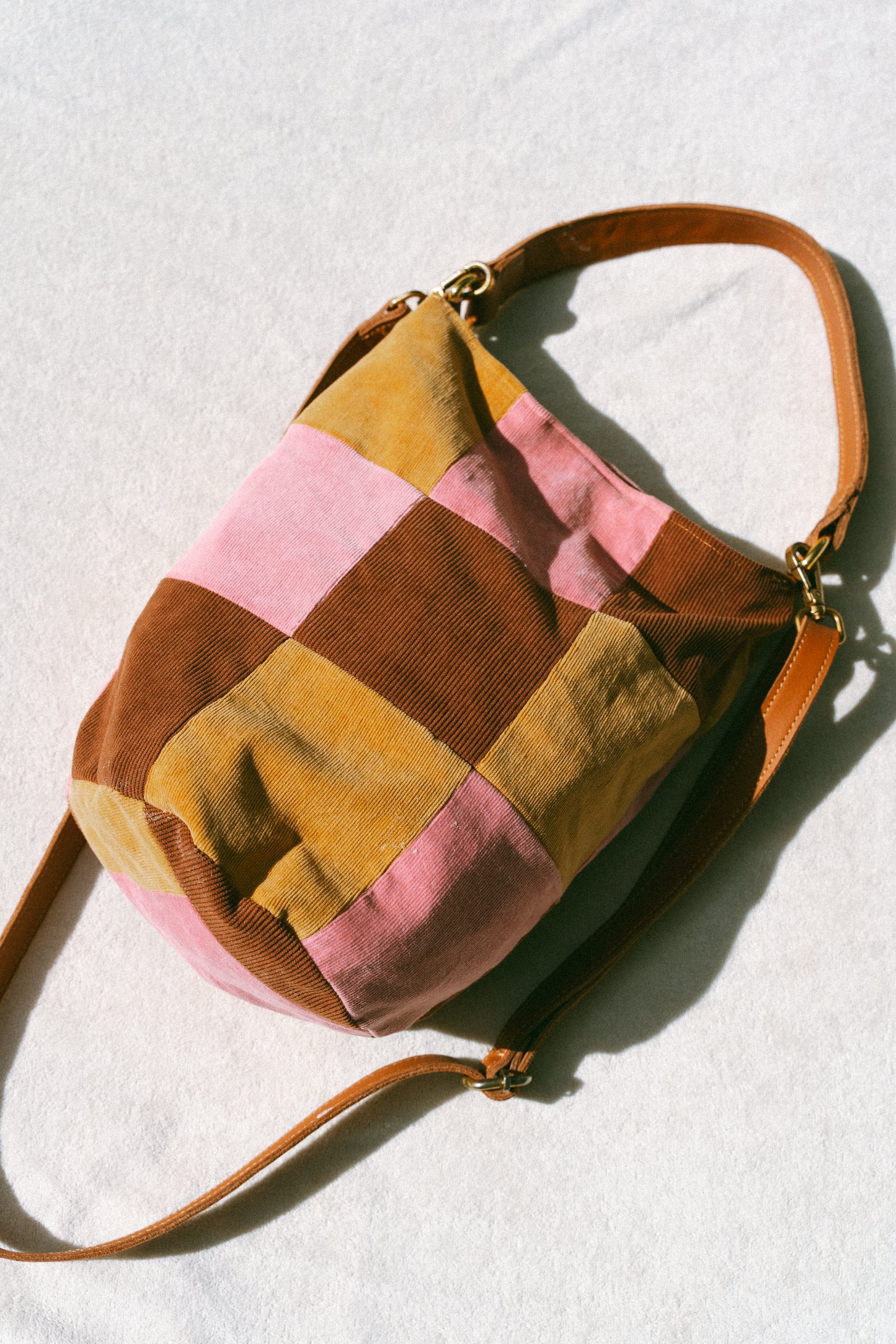 KIKAPU (Brown,Caramel+Pink)